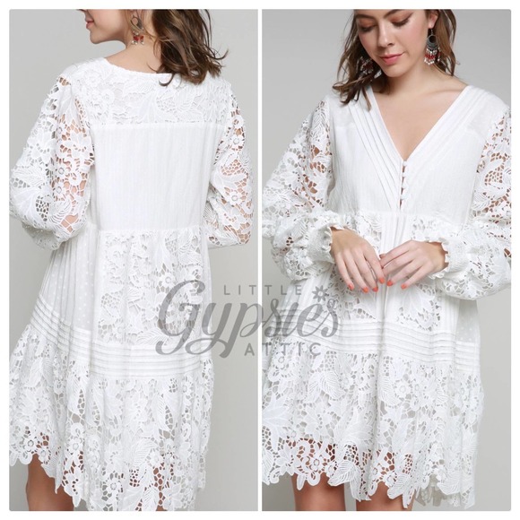 POL Romance in Lovely Lace Dress - Picture 3 of 12